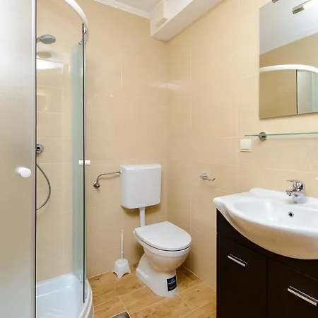 Apartment Imperium 2 *